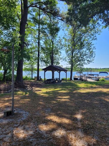 1345 Holland Road, Summerton, SC 29148