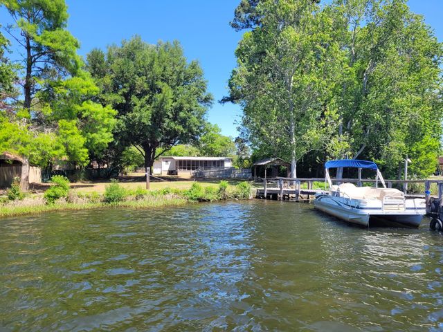 1345 Holland Road, Summerton, SC 29148