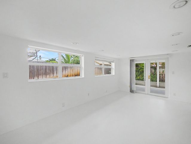 4650 NE 2ND Terrace, Fort Lauderdale, FL 33334