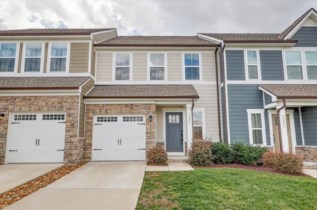 1085 Duncan St, Gallatin, TN 37066