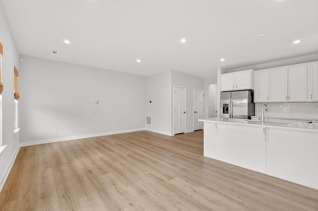 1085 Duncan St, Gallatin, TN 37066