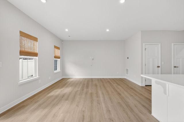 1085 Duncan St, Gallatin, TN 37066