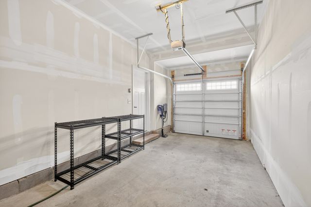 1085 Duncan St, Gallatin, TN 37066