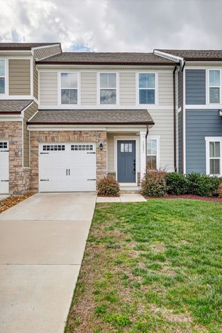 1085 Duncan St, Gallatin, TN 37066