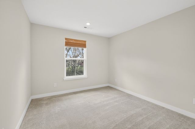 1085 Duncan St, Gallatin, TN 37066