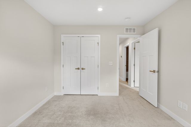 1085 Duncan St, Gallatin, TN 37066