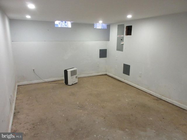 2112 E ORLEANS ST, Philadelphia, PA 19134