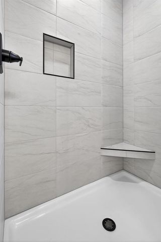 758 ROYAL SAINT PATS DRIVE, Wrightstown, WI 54180