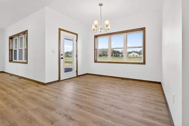 758 ROYAL SAINT PATS DRIVE, Wrightstown, WI 54180