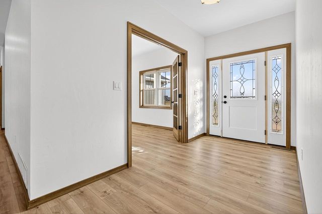 758 ROYAL SAINT PATS DRIVE, Wrightstown, WI 54180