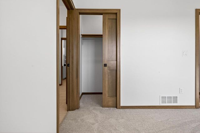 758 ROYAL SAINT PATS DRIVE, Wrightstown, WI 54180