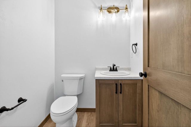 758 ROYAL SAINT PATS DRIVE, Wrightstown, WI 54180