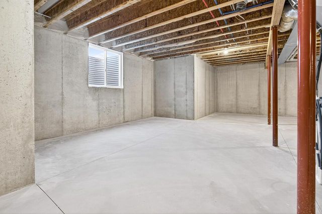 758 ROYAL SAINT PATS DRIVE, Wrightstown, WI 54180