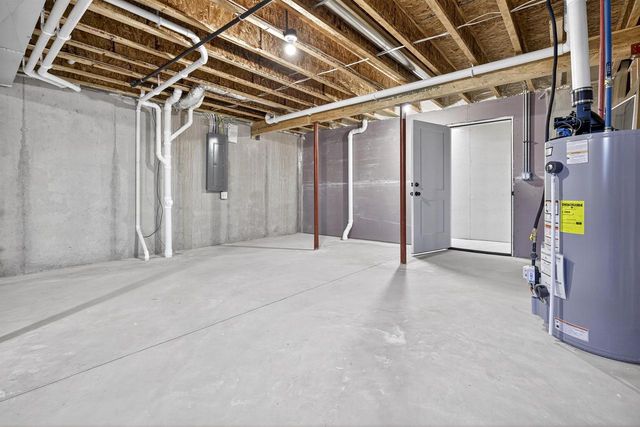 758 ROYAL SAINT PATS DRIVE, Wrightstown, WI 54180