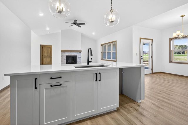 758 ROYAL SAINT PATS DRIVE, Wrightstown, WI 54180