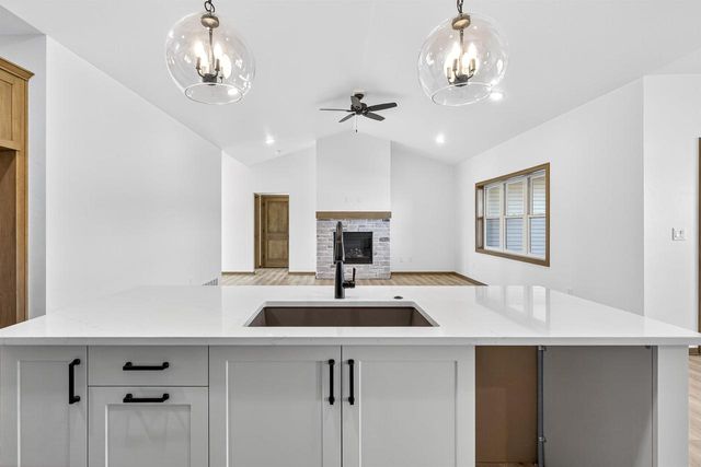 758 ROYAL SAINT PATS DRIVE, Wrightstown, WI 54180