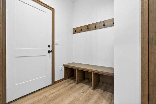 758 ROYAL SAINT PATS DRIVE, Wrightstown, WI 54180