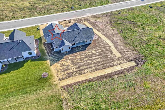 758 ROYAL SAINT PATS DRIVE, Wrightstown, WI 54180