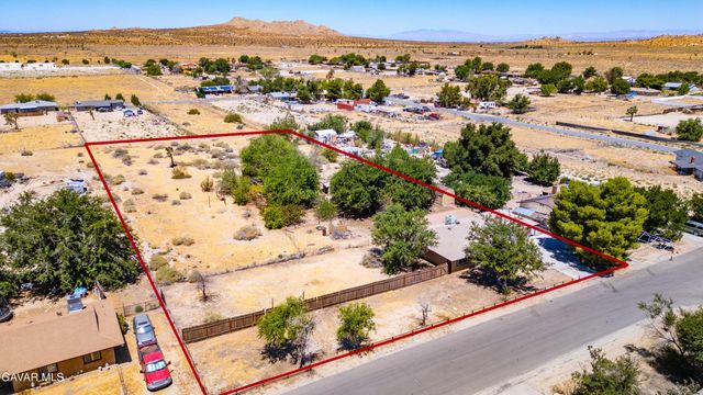 40585 154th Street, Lake Los Angeles, CA 93535