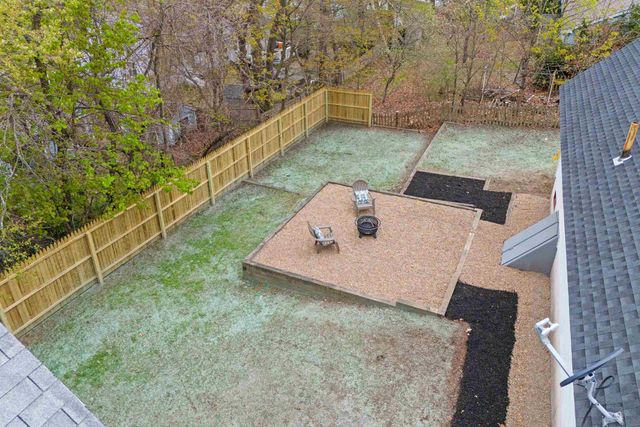 12 Hemlock Street, Hudson, NH 03051