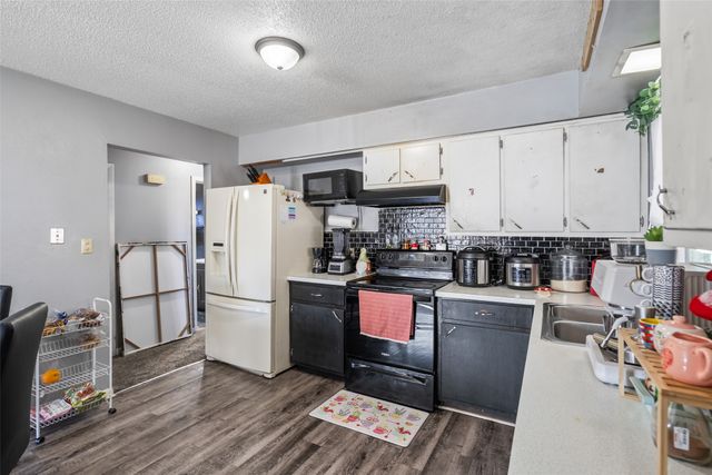 208 N 22nd Street, Marshalltown, IA 50158