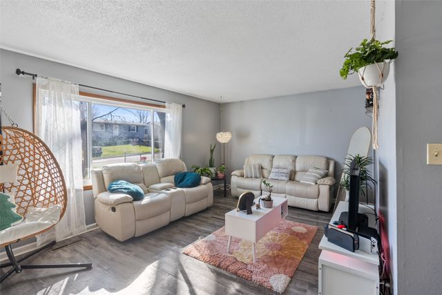 208 N 22nd Street, Marshalltown, IA 50158