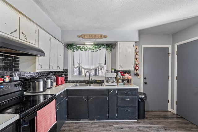 208 N 22nd Street, Marshalltown, IA 50158