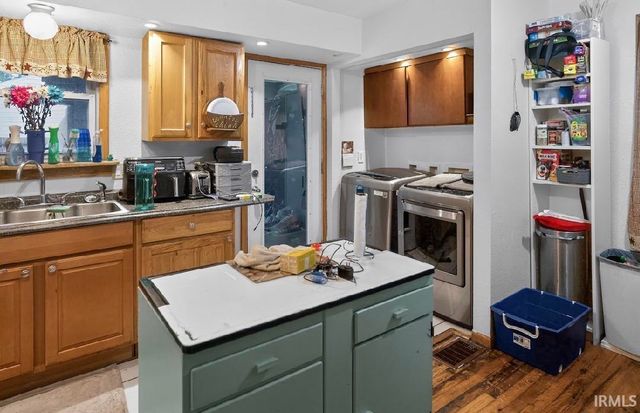 428 W Townley Street, Bluffton, IN 46714