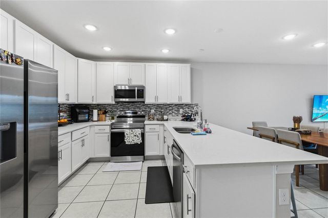 4729 CORAL CASTLE DRIVE, Kissimmee, FL 34746