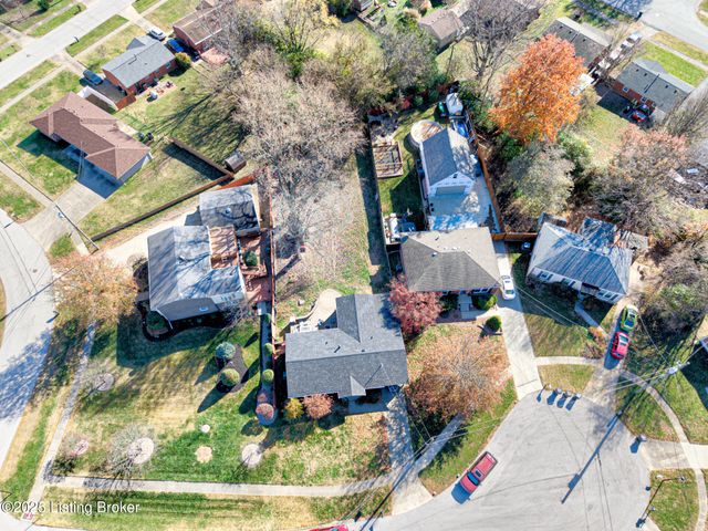 2503 Post Ct, Louisville, KY 40299