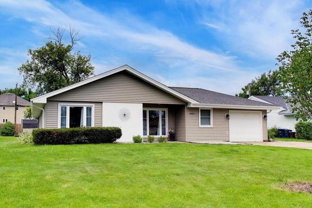1430 Sequoia Lane, Darien, IL 60561