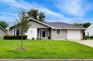 1430 Sequoia Lane, Darien, IL 60561