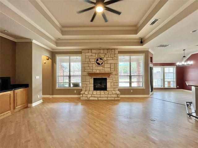 245 Spring Creek Court, Paradise, TX 76073