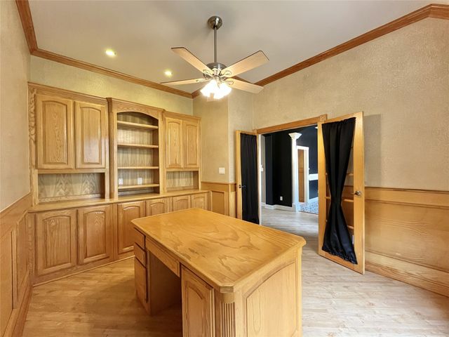 245 Spring Creek Court, Paradise, TX 76073