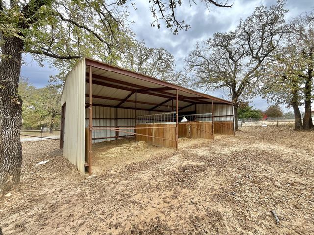 245 Spring Creek Court, Paradise, TX 76073