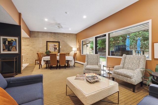 5697 Green Circle Drive 219, Minnetonka, MN 55343