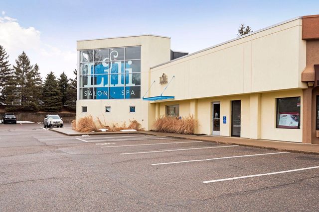 5697 Green Circle Drive 219, Minnetonka, MN 55343