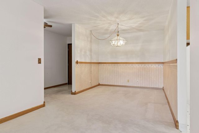 5697 Green Circle Drive 219, Minnetonka, MN 55343