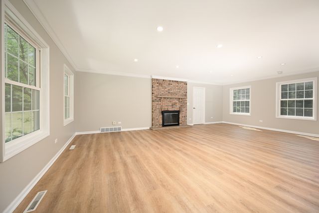 8307 Concord Drive, Bull Valley, IL 60098