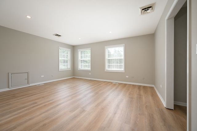 8307 Concord Drive, Bull Valley, IL 60098