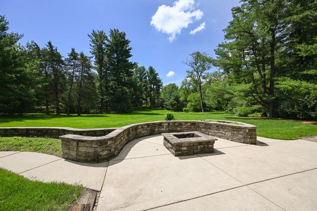 8307 Concord Drive, Bull Valley, IL 60098