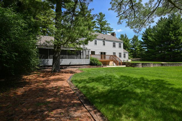 8307 Concord Drive, Bull Valley, IL 60098