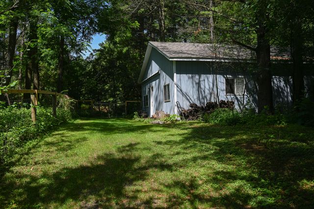 8307 Concord Drive, Bull Valley, IL 60098
