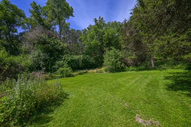 8307 Concord Drive, Bull Valley, IL 60098