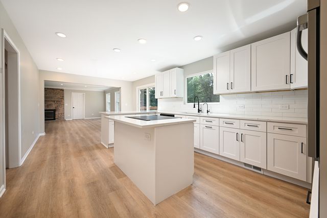 8307 Concord Drive, Bull Valley, IL 60098