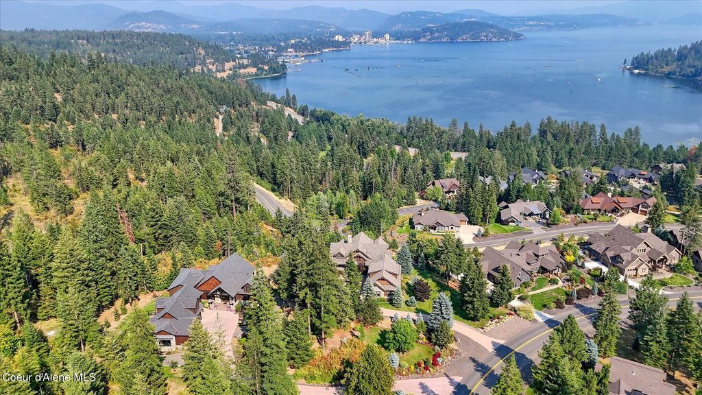 2539 S Espinazo Dr, Coeur d'Alene, ID 83814 photo 2