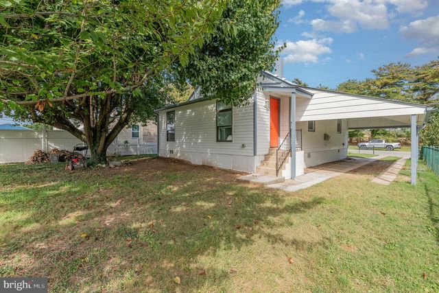 1205 N POINT RD, Dundalk, MD 21222