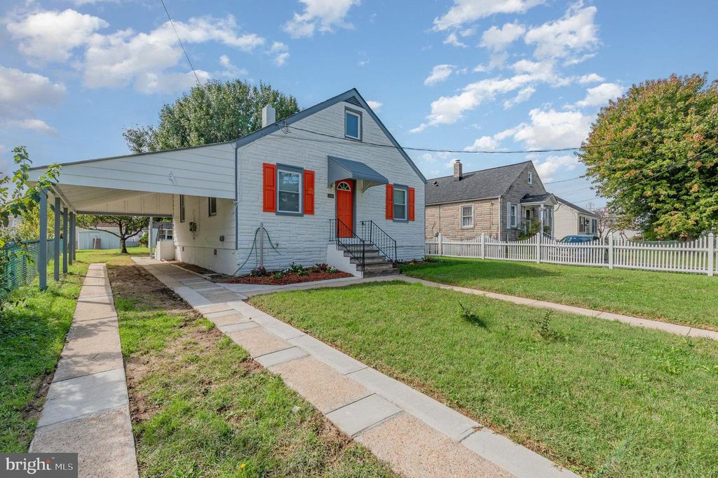 1205 N POINT RD, Dundalk, MD 21222