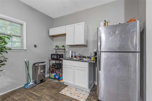 2142 M L King Jr Drive, Atlanta, GA 30310
