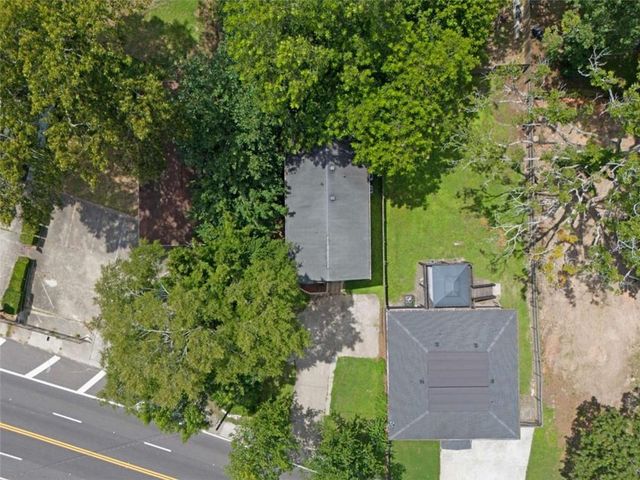 2142 M L King Jr Drive, Atlanta, GA 30310